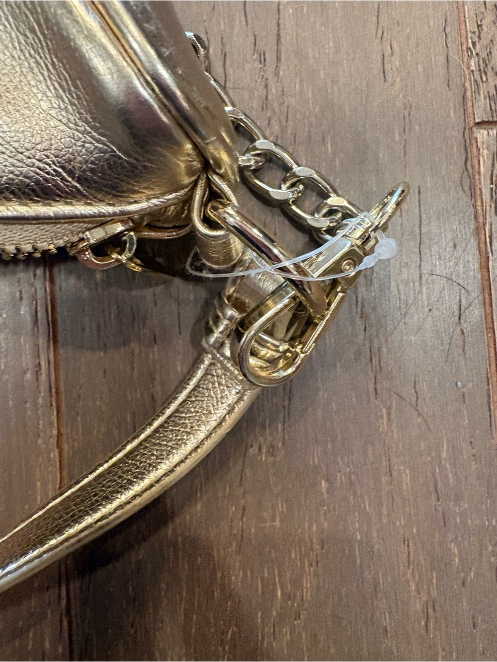 Wild Fable $15 NWOT Metallic Gold Triangle Crossbody Bag - Picture 4 of 9